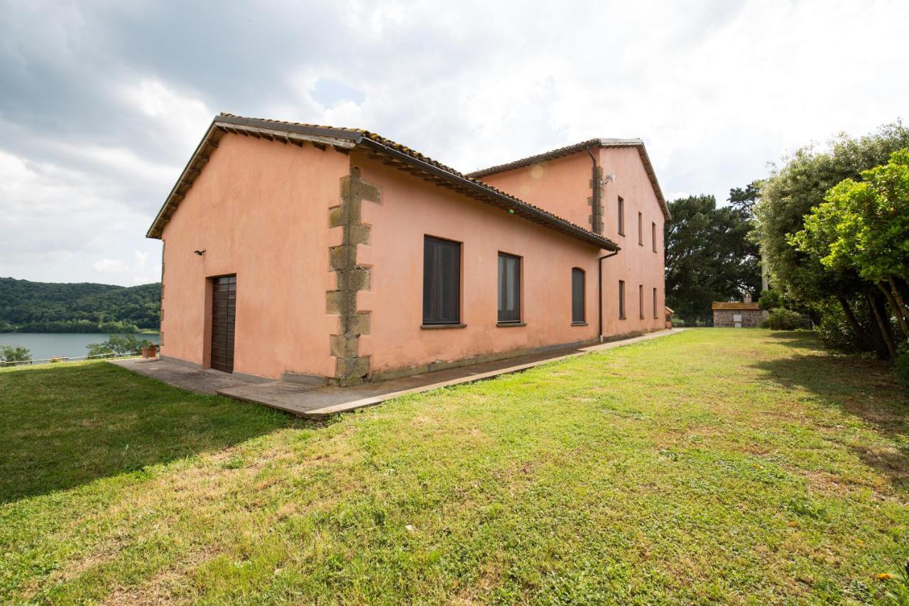 Agriturismo Lago Di Mezzano Valentano Extérieur photo
