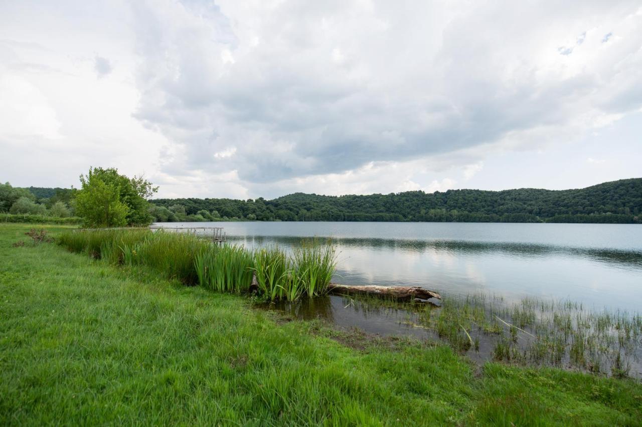 Agriturismo Lago Di Mezzano Valentano Extérieur photo