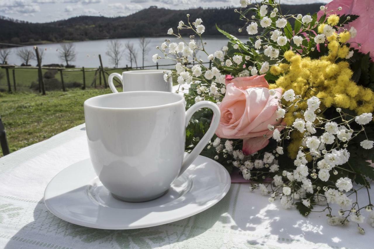 Agriturismo Lago Di Mezzano Valentano Extérieur photo